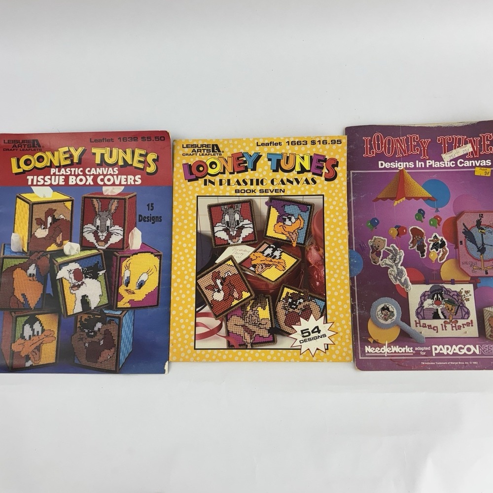 VTG Looney Tunes Plastic Canvas Leaflets (3) Paragon Leisure Arts Plastic Canvas